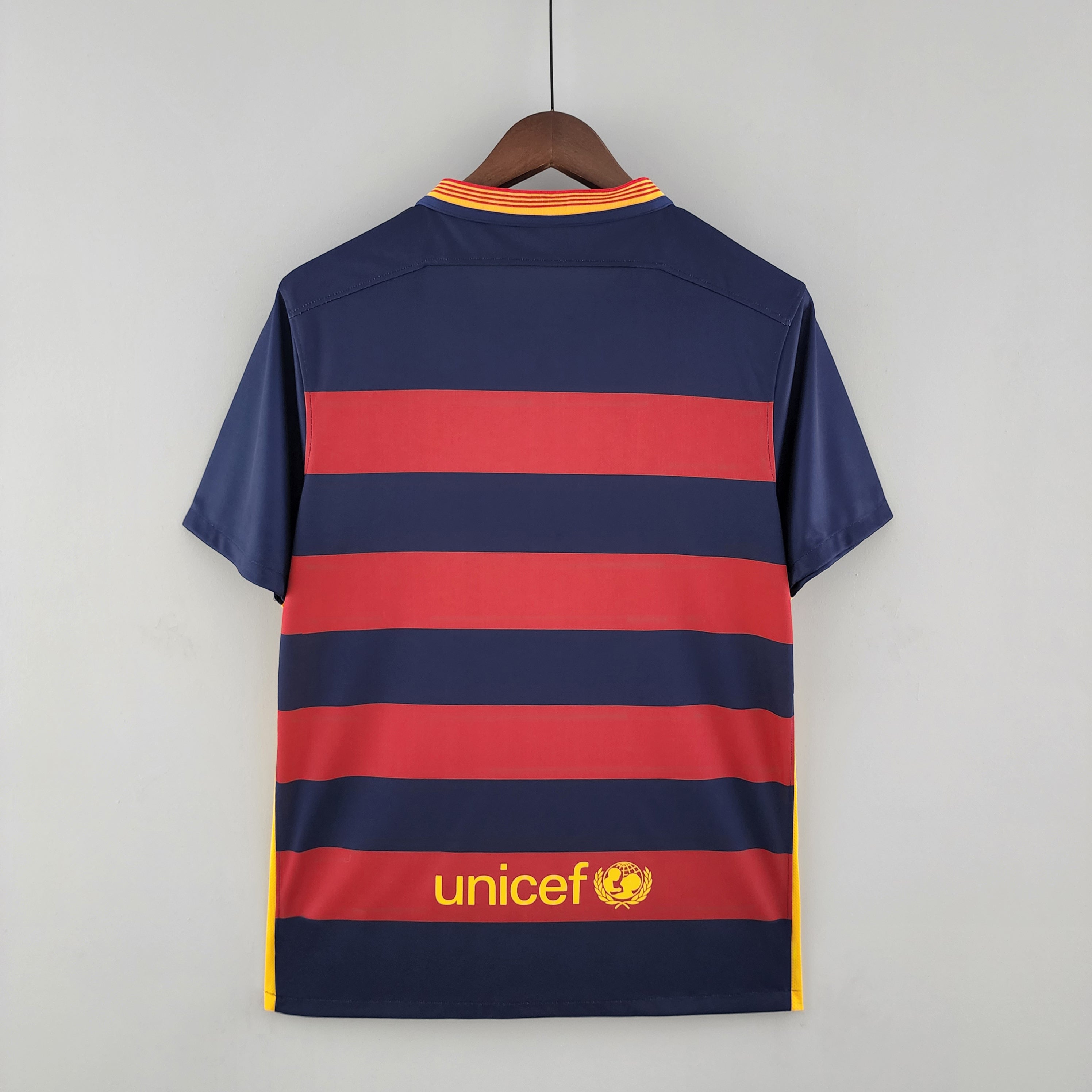 Barcelona 15-16 | Retro Home