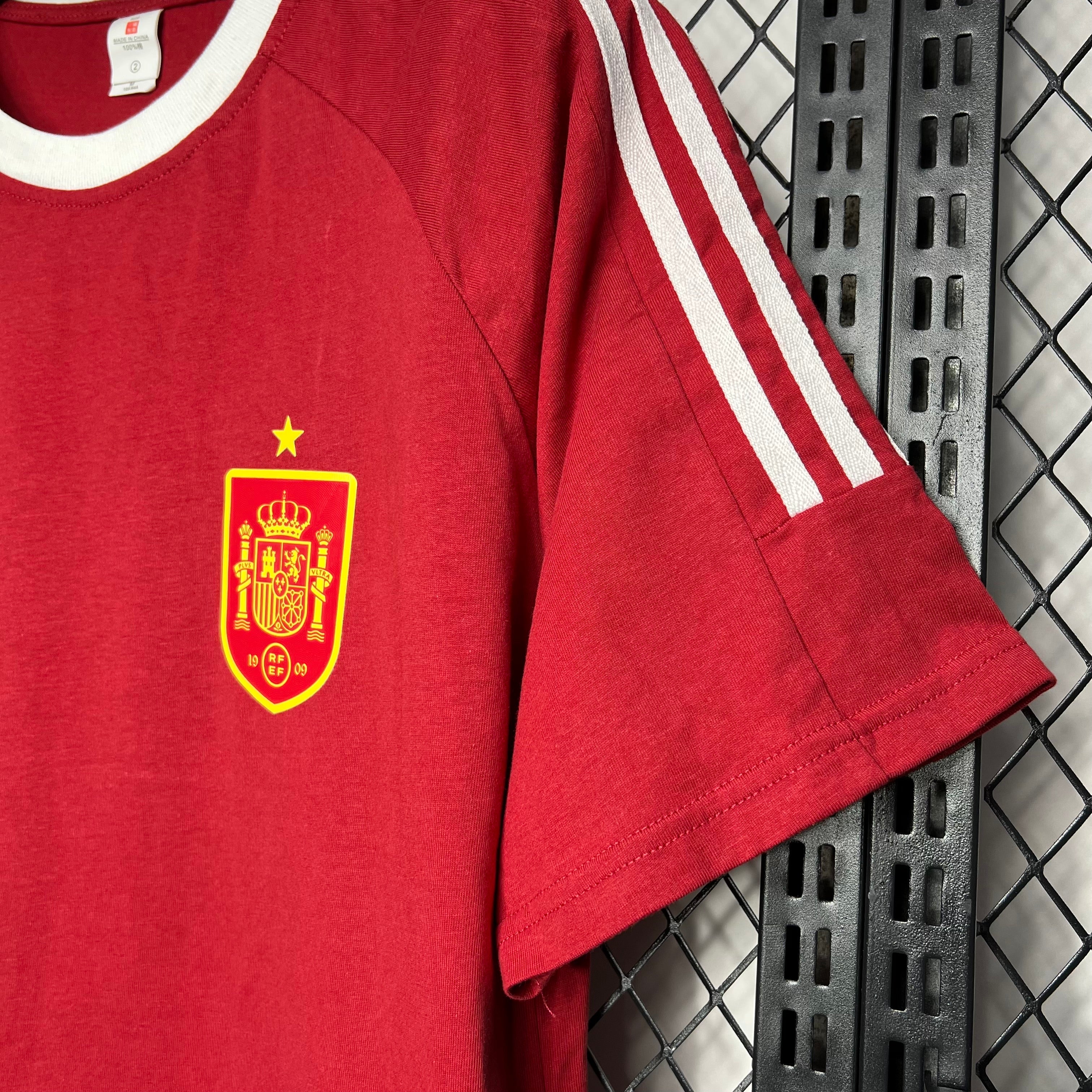 Spain 24-25 | Retro Style