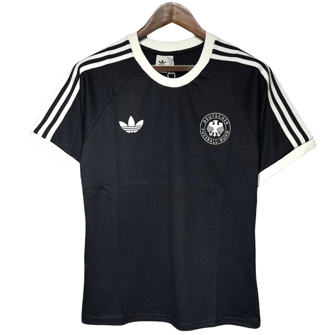 Germany 24-25 | Retro Style