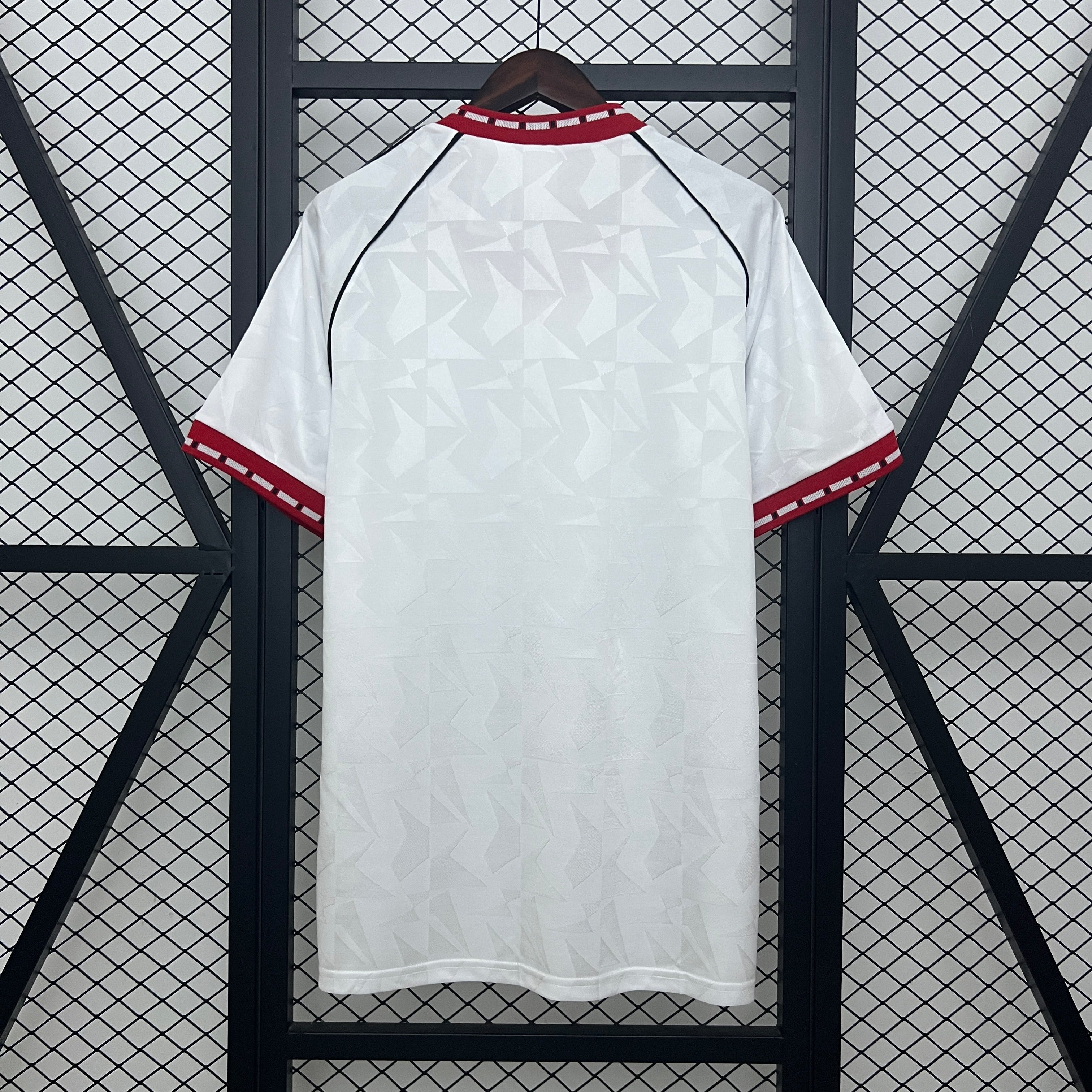 Manchester United 1991 | Retro Away | 1991 European cup winners Edition