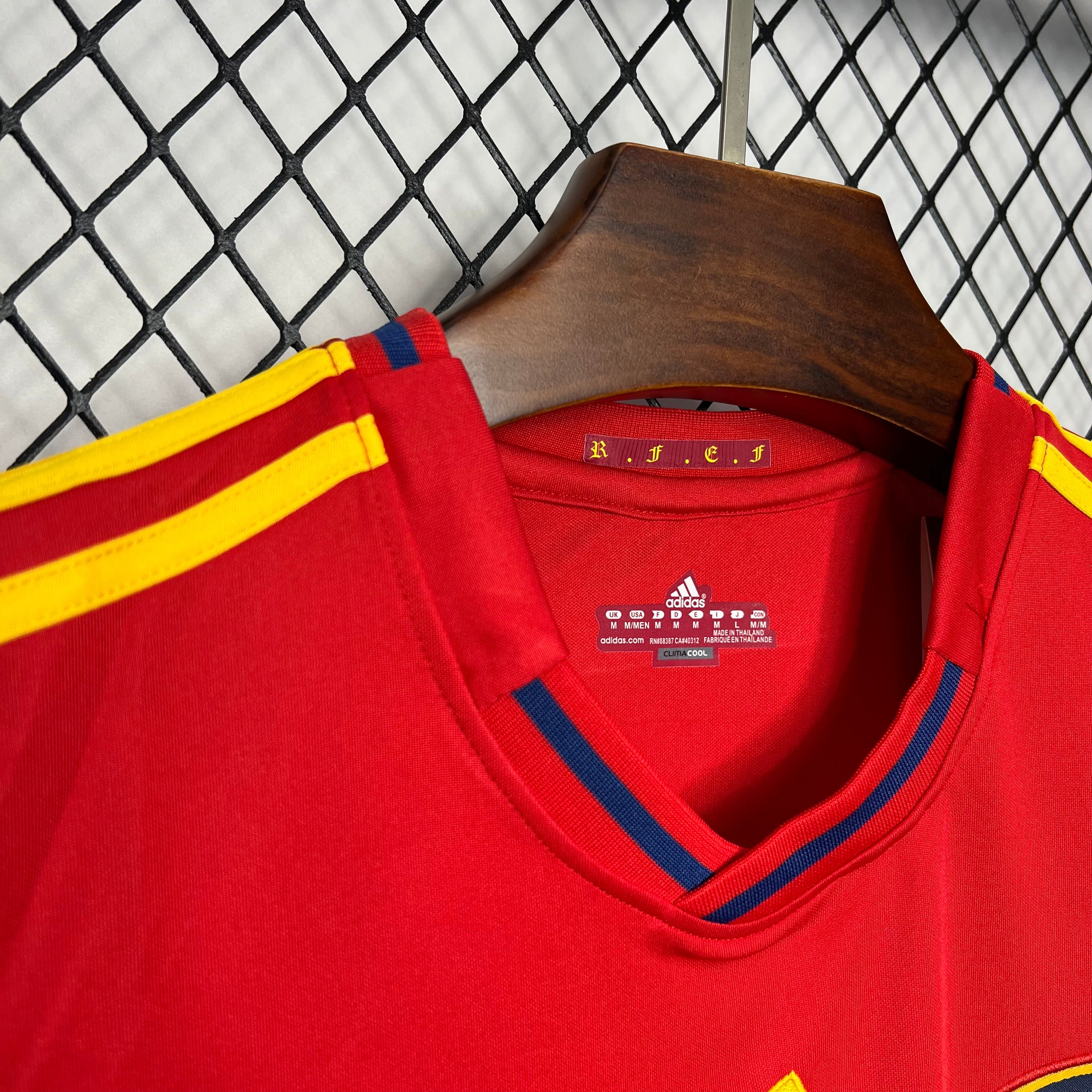 Spain 2010 | Retro Home