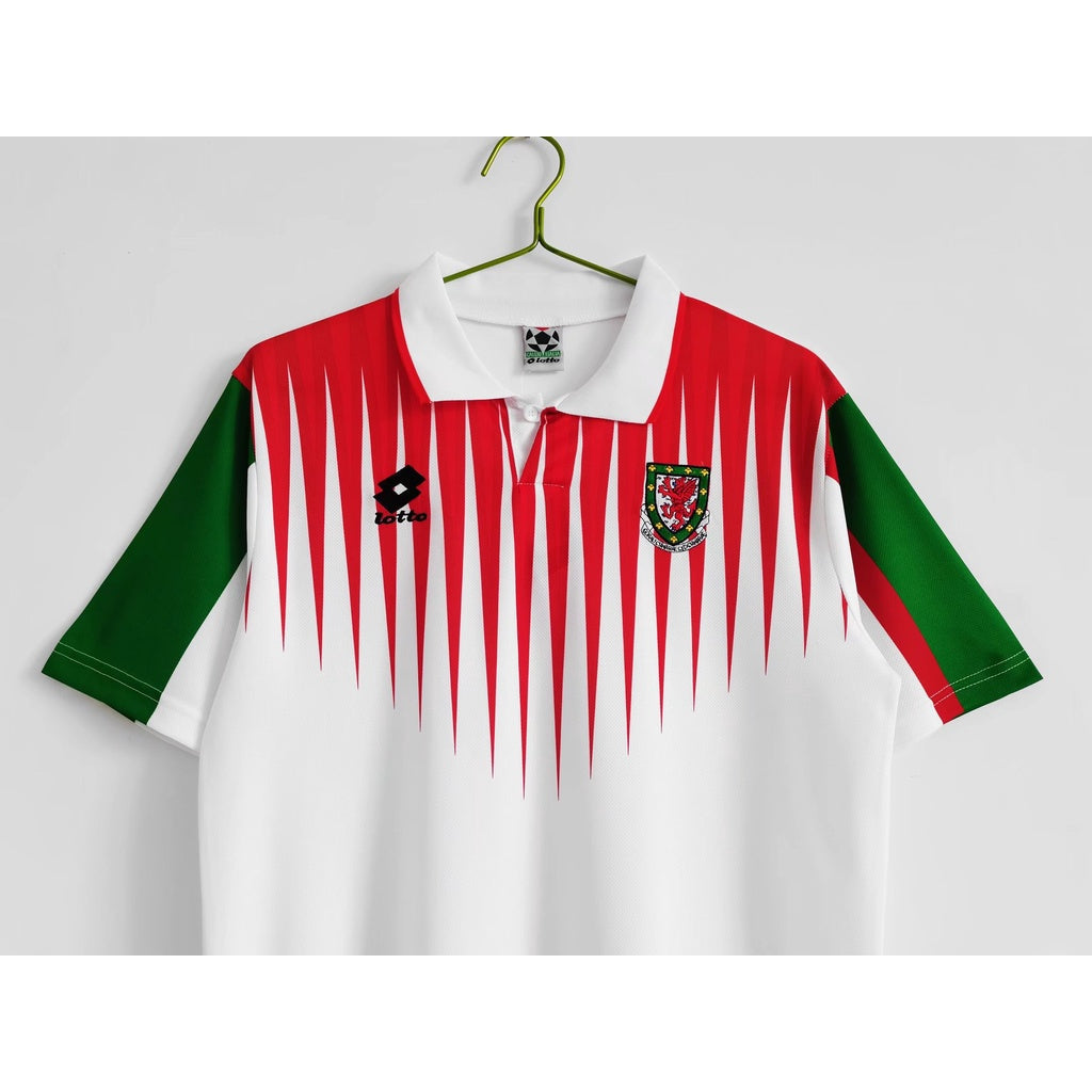 Wales 1996-1998 | Retro Away