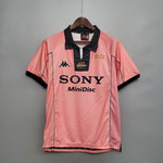 Juventus 97-98 | Retro Away