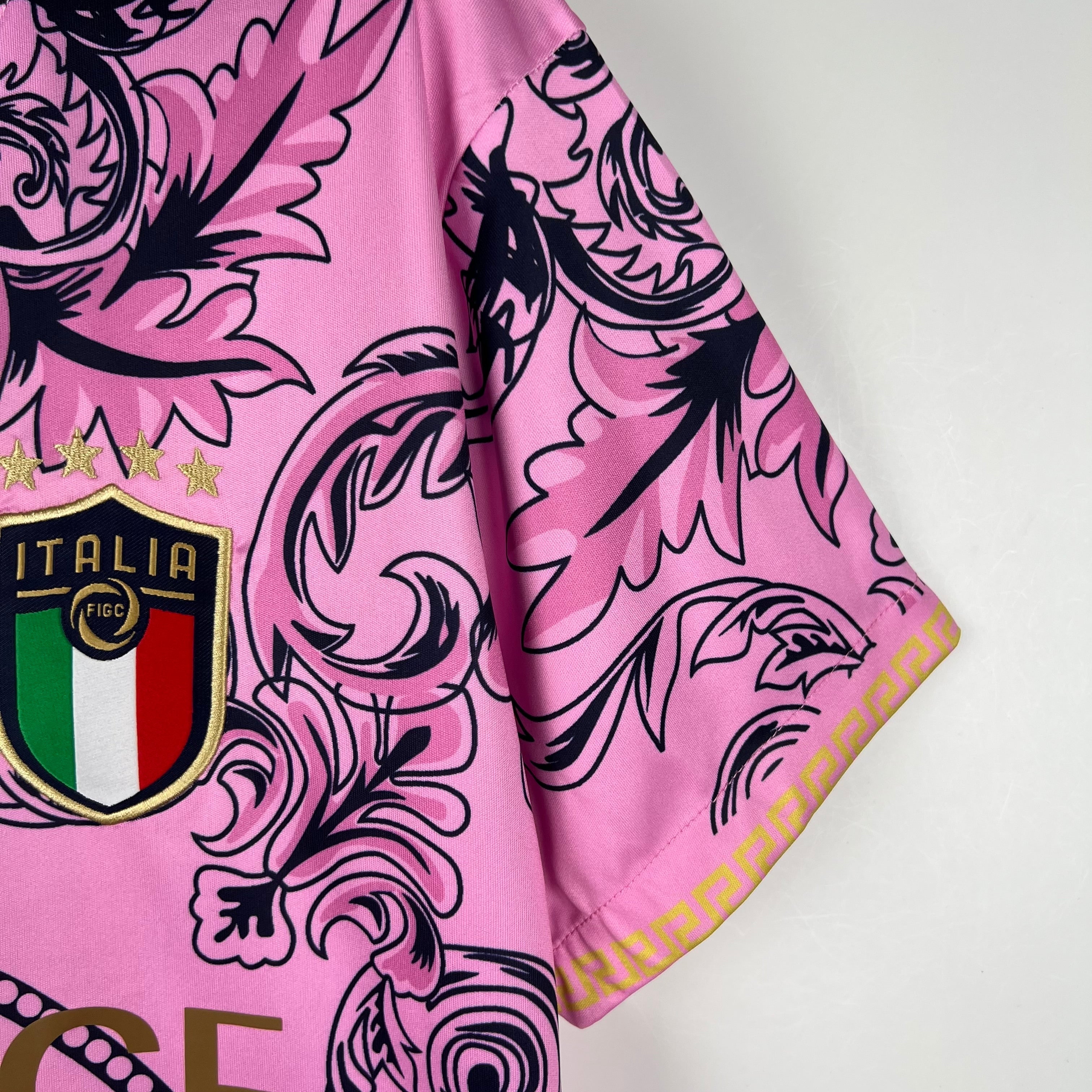 Italy 2023-2024 Football Shirt | Pink | Special Edition